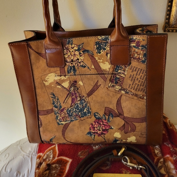 Patricia Nash European trip tote bag. - Picture 1 of 7